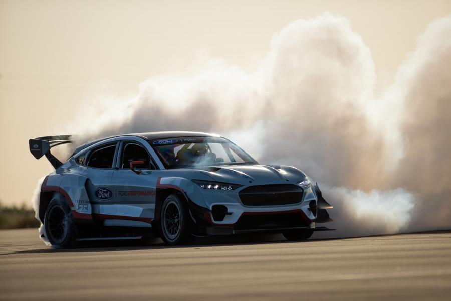  Ford Mustang Mach-E 1400 Prototype 2020 года  (фото 16 из 66)